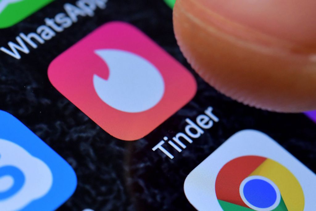 Termos mais usados, emojis favoritos e mais: Tinder revela o que bombou em 2019