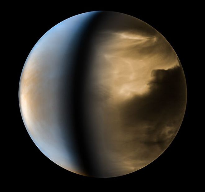 Vênus com processamento ultravioleta e infravermelho (Imagem: Reprodução/JAXA/ISAS/DARTS/Kevin M. Gill/Universe Today)