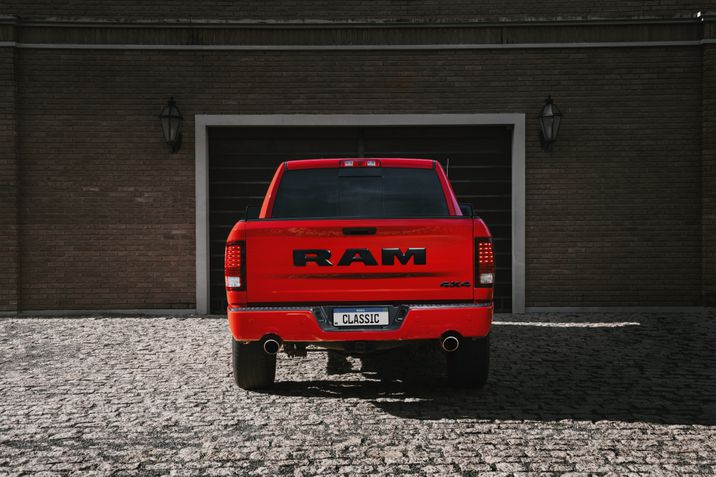 RAM Classic R/T