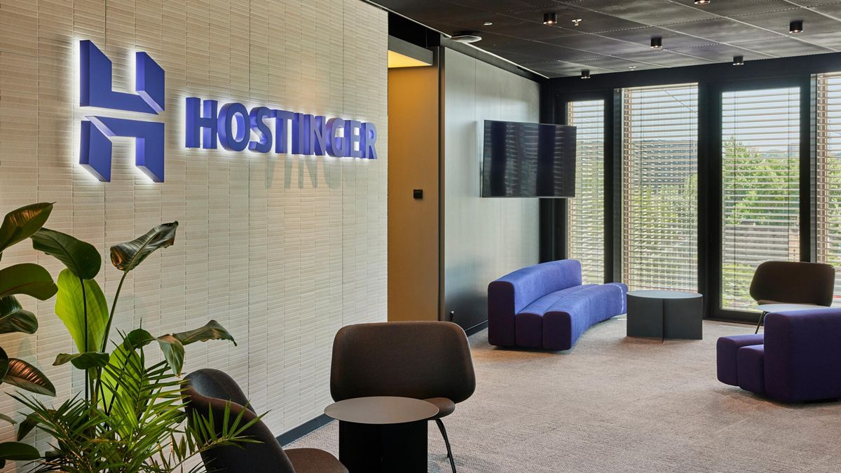 Hostinger lança bolsas de R$ 15 mil para pequenos negócios digitais no Brasil