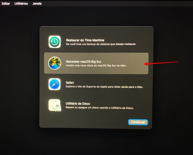 Escolha a versão disponibilizada pelo sistema para instalar novamente o macOS (Captura de tela: Thiago Furquim)