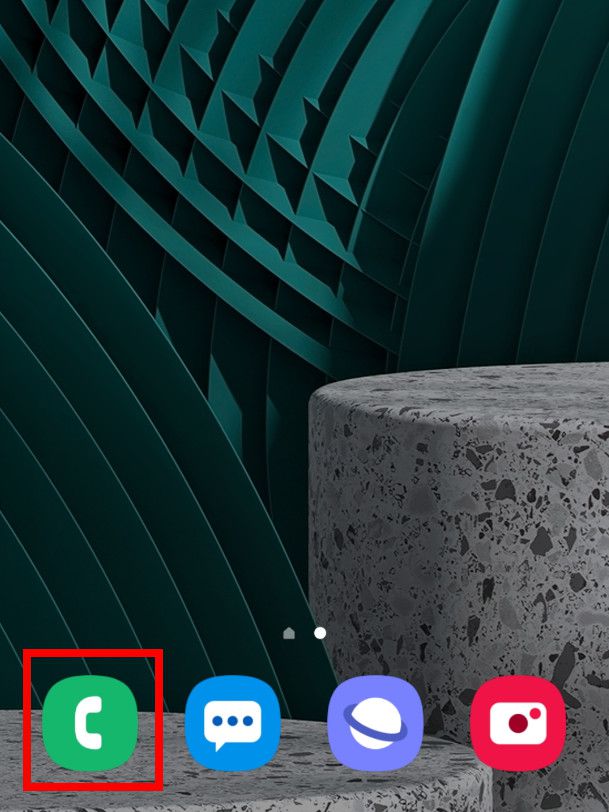 Na tela inicial do seu celular Samsung Galaxy, selecione o app "Telefone" (Captura de tela: Matheus Bigogno)