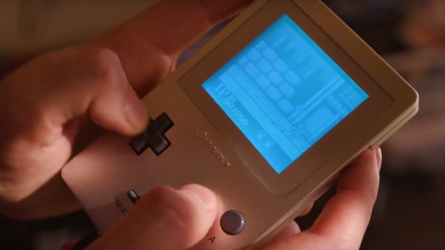 Saudades do Game Boy? Hyperkin vai relançar o console portátil em 2018