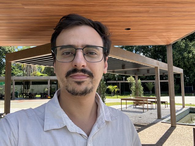 iPhone 17e - C&acirc;mera frontal