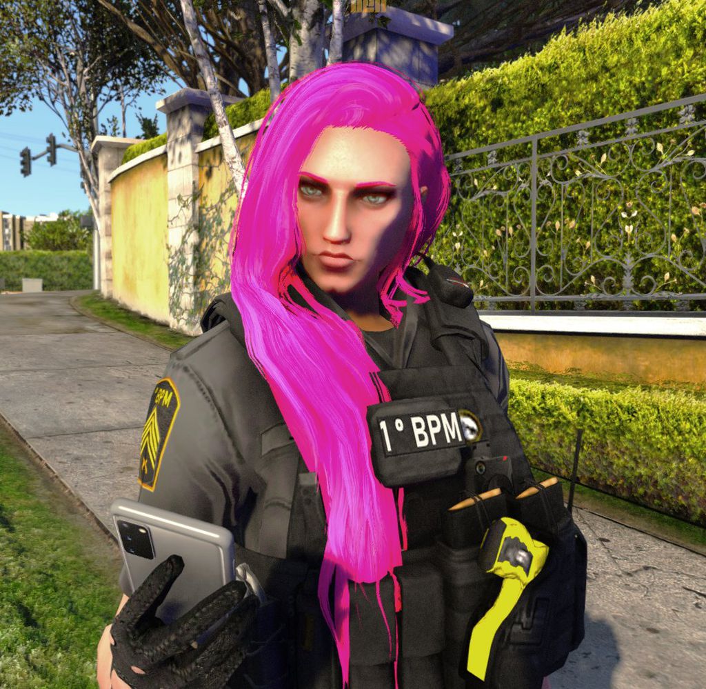 Policiais não podem realizar abordagens truculentas sem motivo na Cidade Alta (Imagem: Reprodução/Cidade Alta/Rockstar Games)