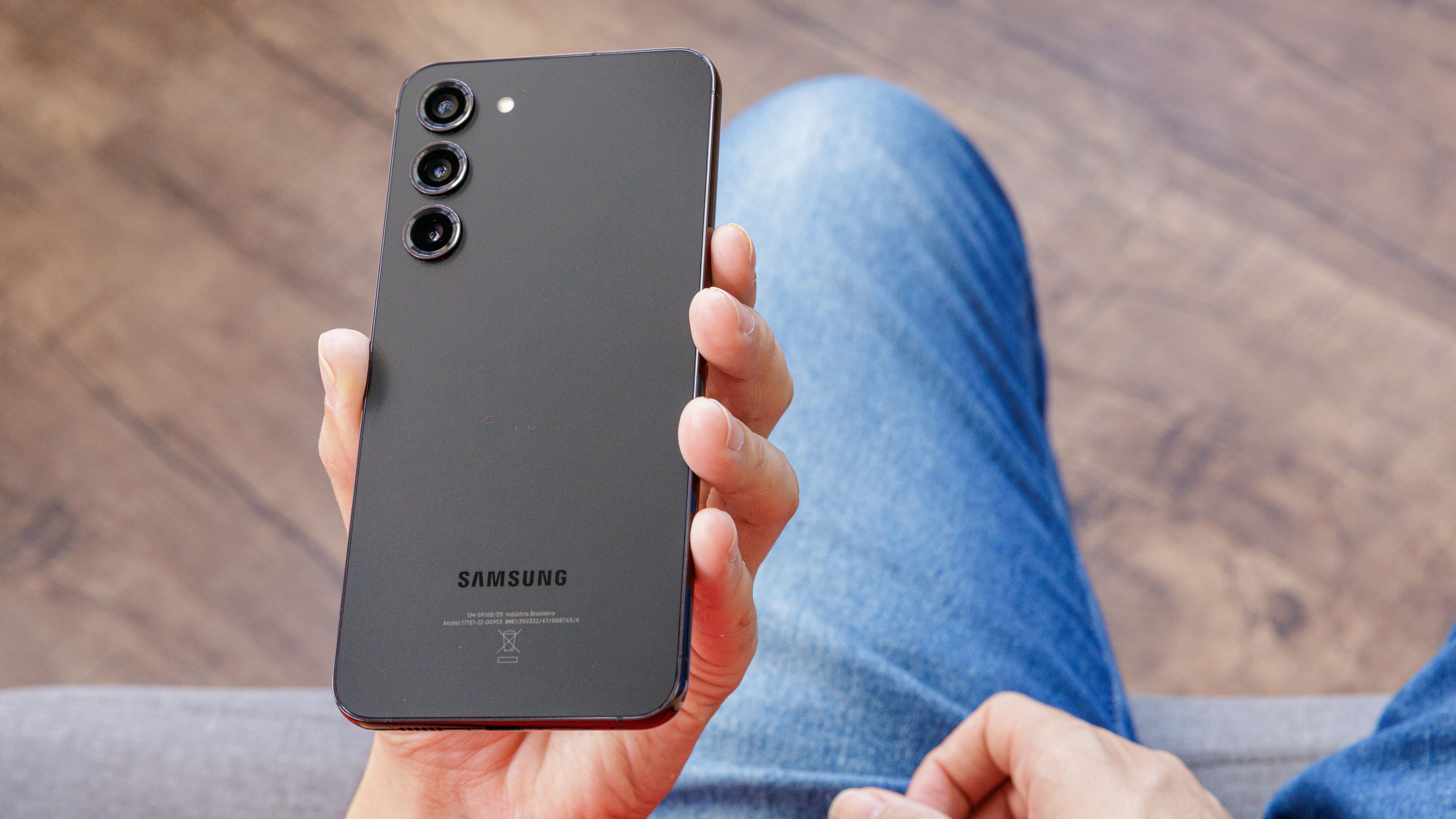 O Galaxy S23 Ultra é o melhor celular que já testei. Vale o preço?
