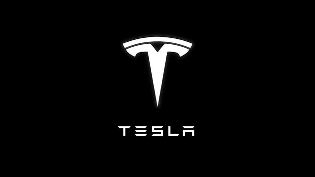 Tesla planeja entregar 500 mil veículos em 2018