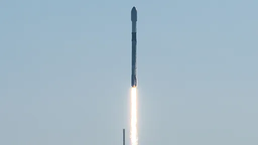 SpaceX envia 47 satélites Starlink em 9º lançamento do Falcon 9 neste ano