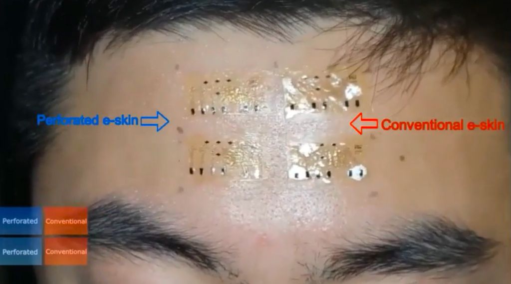 Pele eletrônica colada da testa não desgruda mesmo depois de atividades físicas (Imagem: Reprodução/MIT)