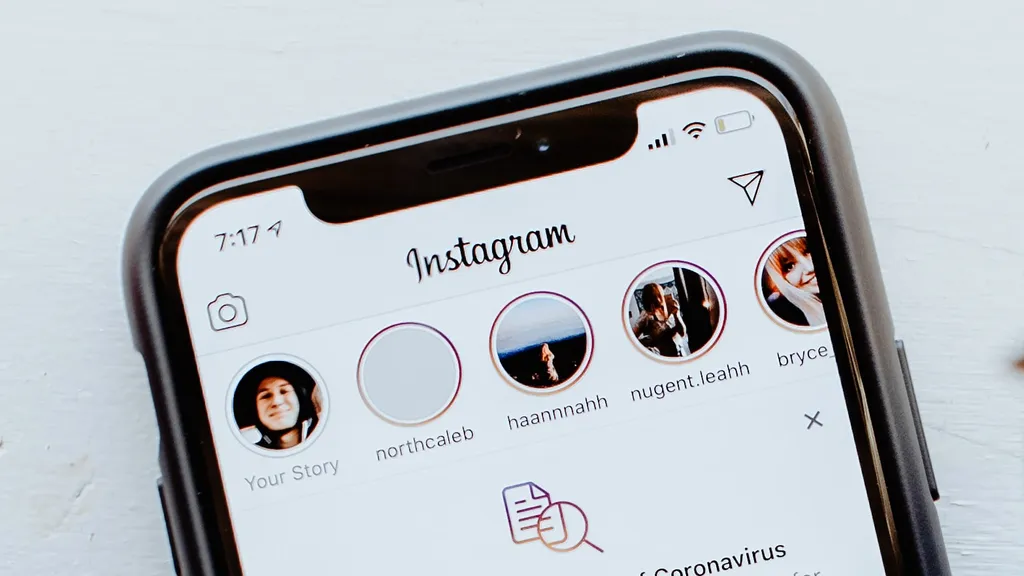 A ordem de exibição dos stories no Instagram está relacionada as suas interações (Imagem: Unsplash/Alex Bracken)