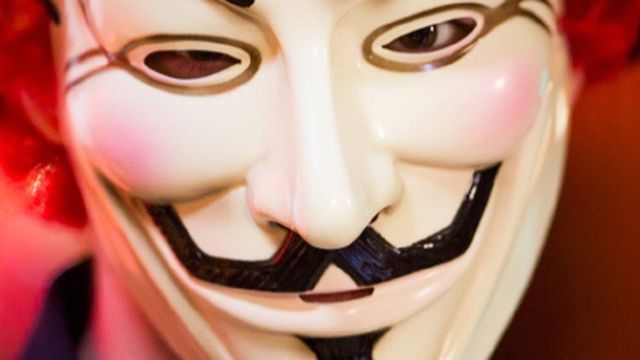 Anonymous ameaça revelar identidade dos membros da Ku Klux Klan