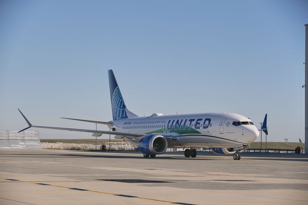 Procedimento da United também foi o primeiro com o avião cheio de passageiros (Imagem: Divulgação/United)