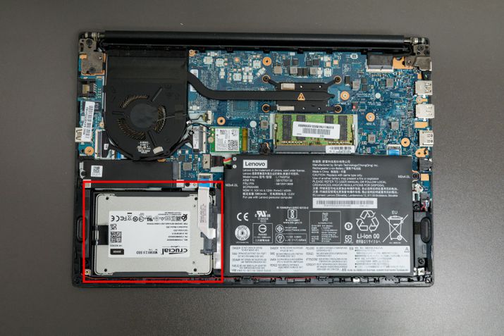 Notebook com SSD SATA instalado