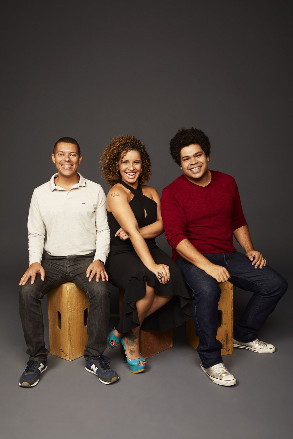 Thiago Fagundes (esq.), Carol Crespo (centro) e Robson Nunes (dir.) (Imagem: Divulgação/Disney)