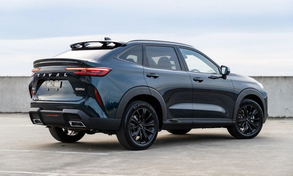 Haval H6 visto por trás