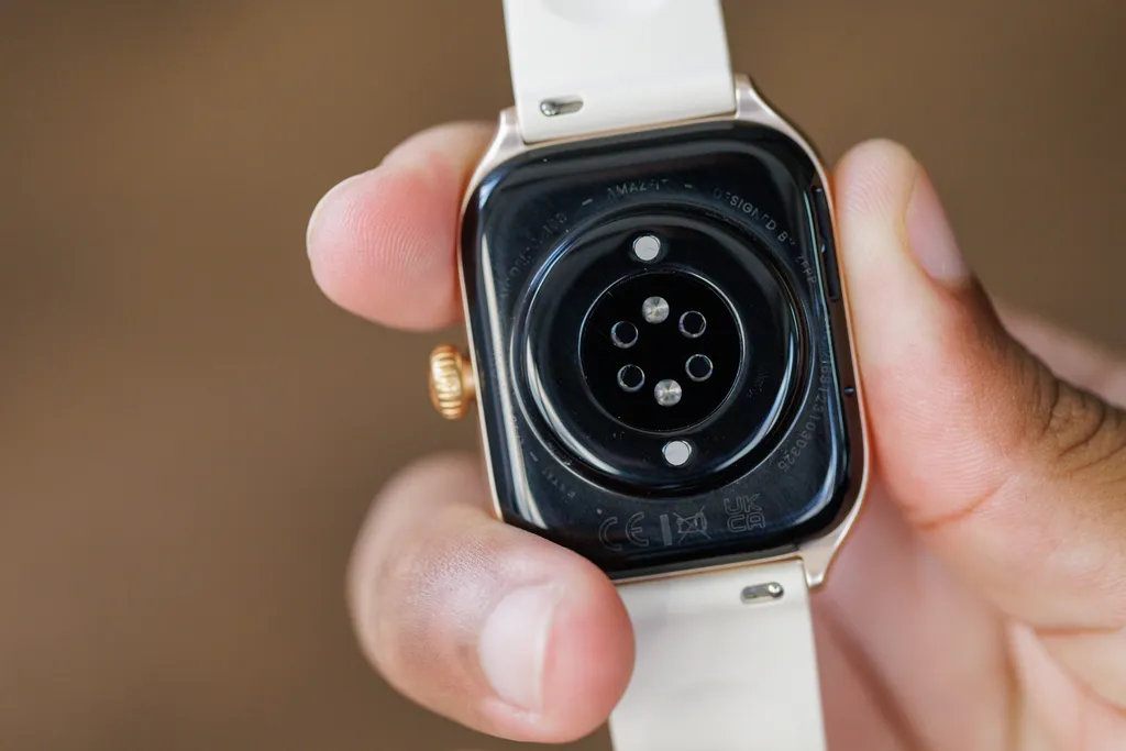 Amazfit GTS 4 Review: Apple Watch Design For Less - Tech Advisor