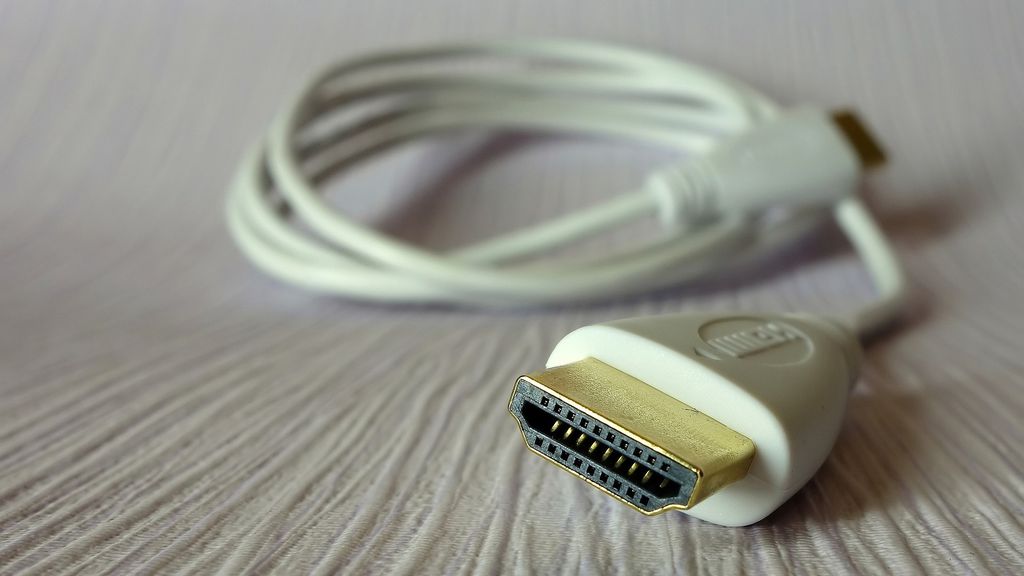 A conexão HDMI 2.1 já suporta uma largura de banda nativa menor, de apenas 48 Gbps (Imagem: Michi-Nordlicht/Pixabay)