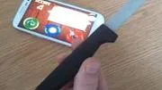 Vídeo: Jogar Fruit Ninja com uma faca de verdade riscando a tela do Galaxy SIII