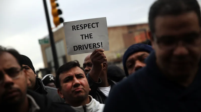 Protesto de motoristas que prestam serviços ao Uber: eles podem ser considerados trabalhadores formais da empresa?