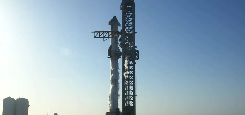 A SpaceX suspendeu a tentativa de lançamento do Starship (Imagem: Reprodução/SpaceX)