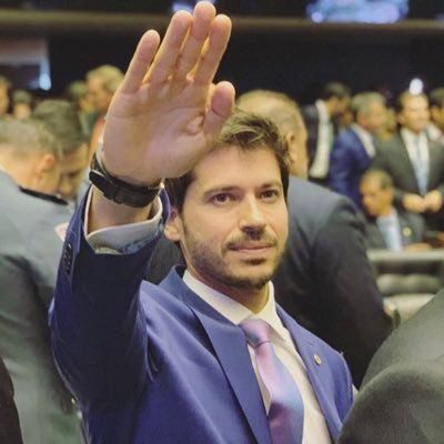 O deputado federal Júnior Bozella, em sua imagem de perfil no Twitter (Imagem: Reprodução/Twitter