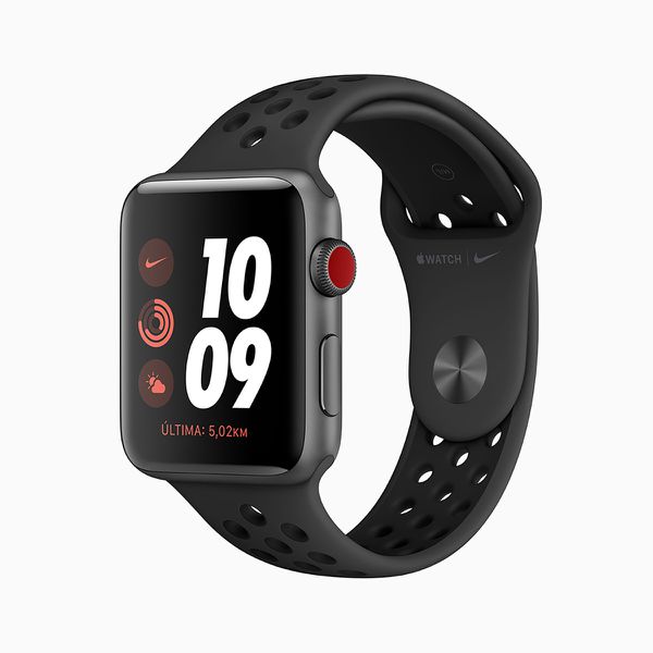 Apple Watch Nike Series 3 (GPS + Cellular) - 42mm - Caixa Cinza-Espacial de Alumínio com Pulseira Esportiva [À VISTA]