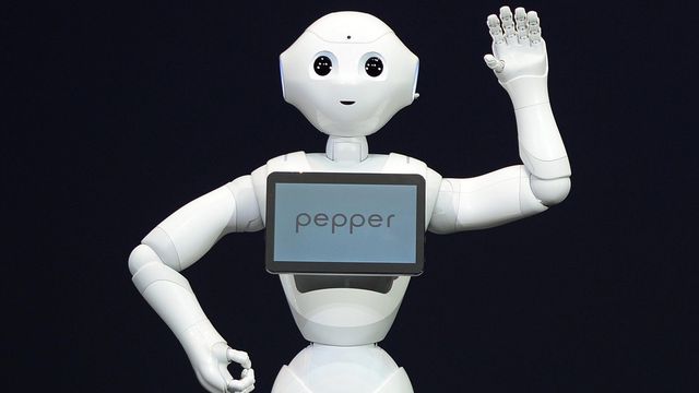 Robô que reconhece emoções humanas vai começar a ser vendido no mundo todo