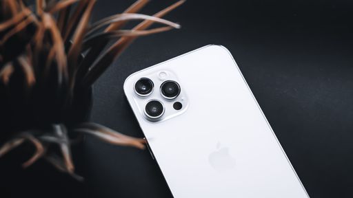 Apple deve superar com folga crescimento de smartphones Android em 2021