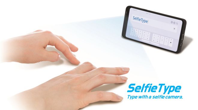 SelfieType usa câmera frontal para criar teclado virtual (Foto: Divulgação/Samsung)