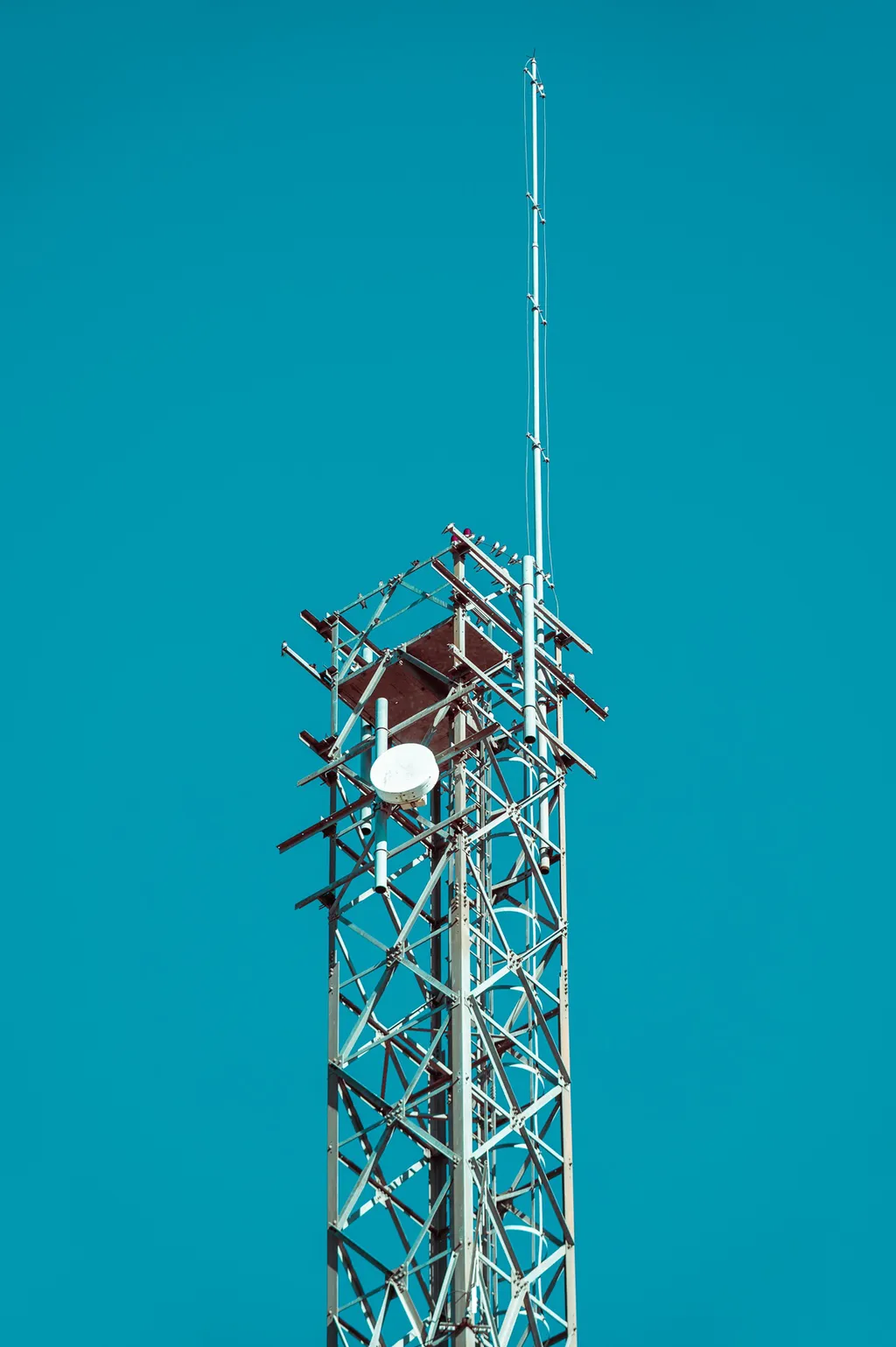 Operadoras terão que instalar dezenas de antenas 5G para cobrir cada cidade com abrangência (Imagem: Reprodução/Pixabay/Caio)