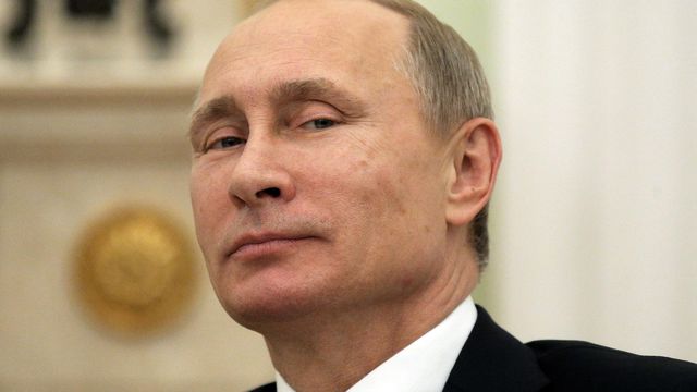 Putin transforma proposta que "isola" Rússia do restante da internet em lei