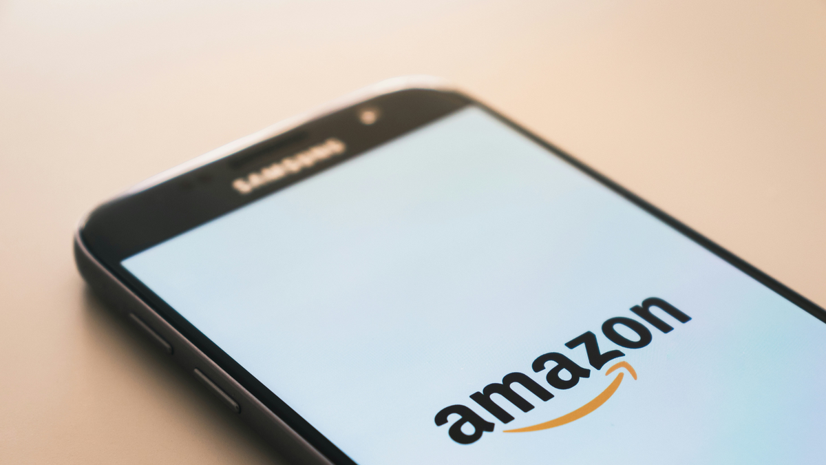 Amazon oferece plataforma de treinamento de IA e computação na nuvem ...
