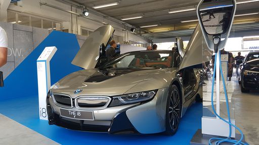 BMW apresenta linha 2020 de carros híbridos; Canaltech viu de perto