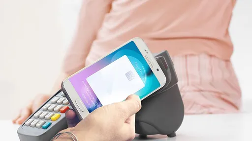 Atualização do Samsung Pay permite autenticar transações com a íris 