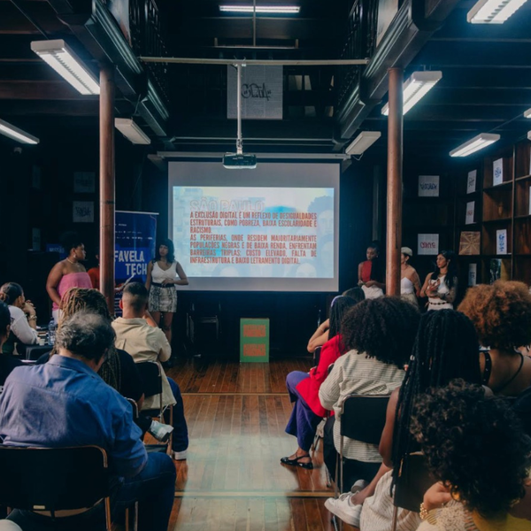 Transforme sua carreira: Inscrições abertas para curso gratuito de IA no Museu das Favelas!