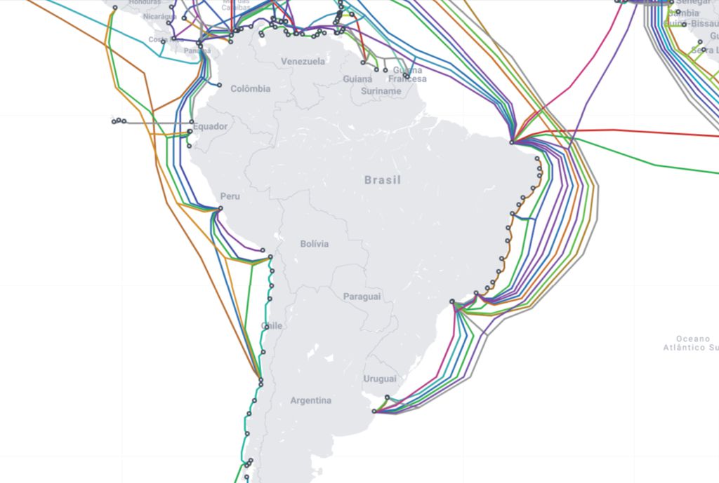 Santos, Praia Grande, Rio de Janeiro e Fortaleza são maiores centros brasileiros com cabos submarinos (Imagem: Captura de tela/Submarine Cable Map)