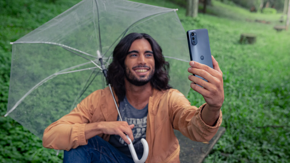 Motorola Moto E32s é lançado com chip MediaTek e Android 12