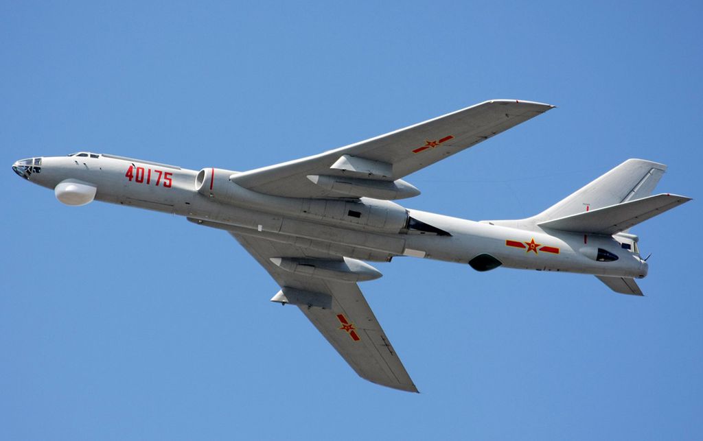 Xian H-6 Xian H-6