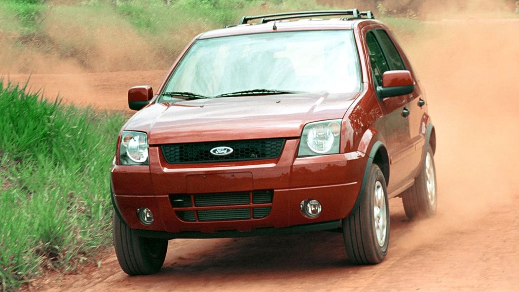 O Ford Ecosport chegou ao Brasil em 2003 e logo se popularizou entre os clientes (Imagem: Divulgação/Ford)