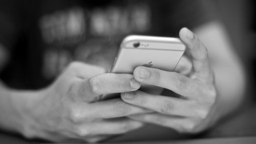 Operadoras de celular passam a enviar SMS sobre prevenção ao coronavírus