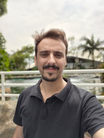 Realme 12 Pro Plus - Câmera frontal