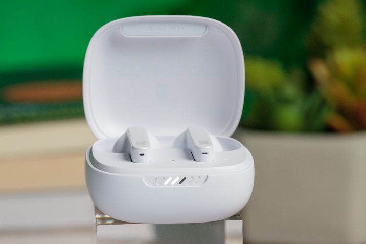 JBL Live pro+ case aberta