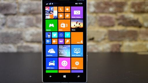 Após problemas, Microsoft interrompe atualização do Lumia 950