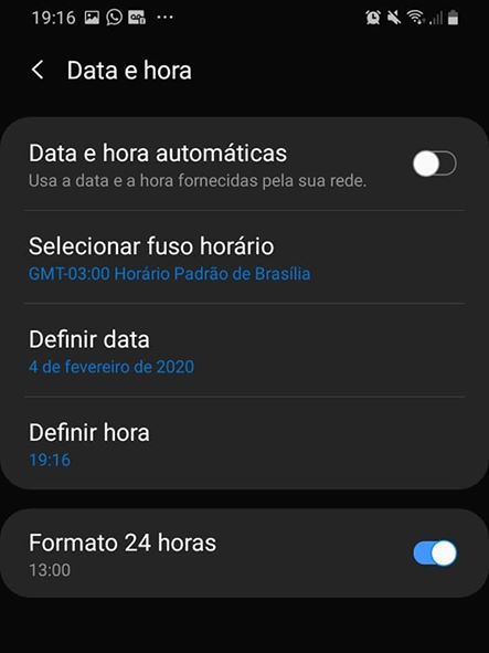 Fatores como a data e a hora podem impedir o funcionamento correto de vários aplicativos no smartphone (Captura de tela: Ariane Velasco)