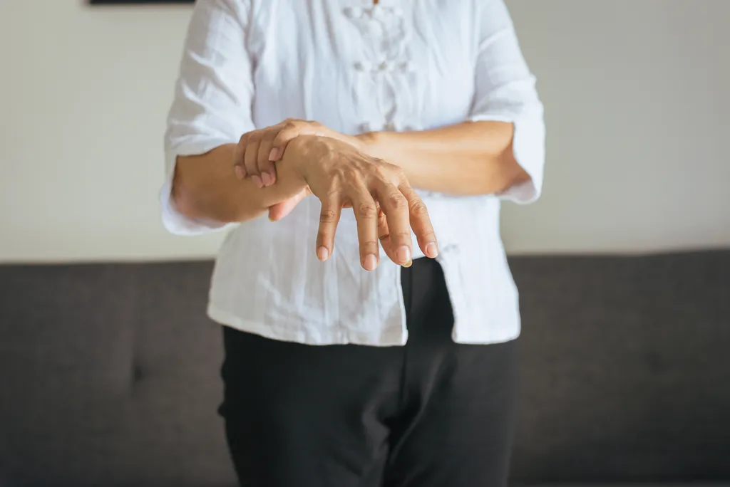 Estudo da USP indica substância capaz de controlar Parkinson (Imagem: twenty20photos/Envato)