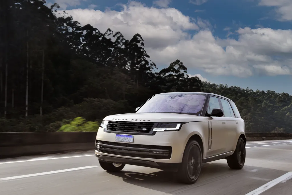 O novo Range Rover passa de R$ 1 milhão (Imagem: Divulgação/ Jaguar Land Rover)