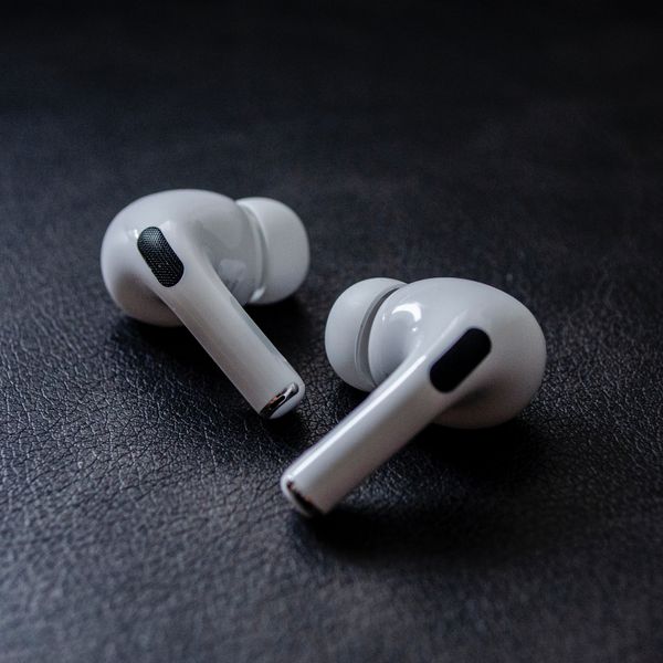 AirPods 3 já é produzido em massa e pode ser anunciado até