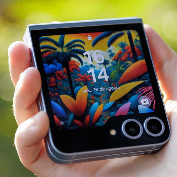 Samsung Galaxy Z Flip6 5G, 256 GB, 12 GB RAM, Tela 6.7", Galaxy AI | CUPOM + PIX