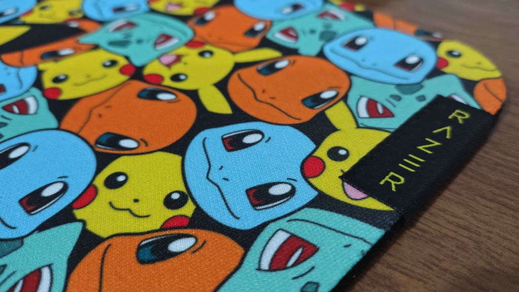 Imagem do mousepad Gigantus V2 com Pokémon