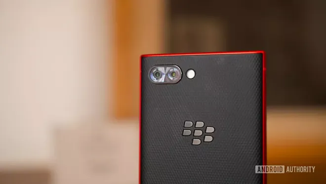 Novo BlackBerry com 5G não sairá do papel (Imagem: Android Authority)